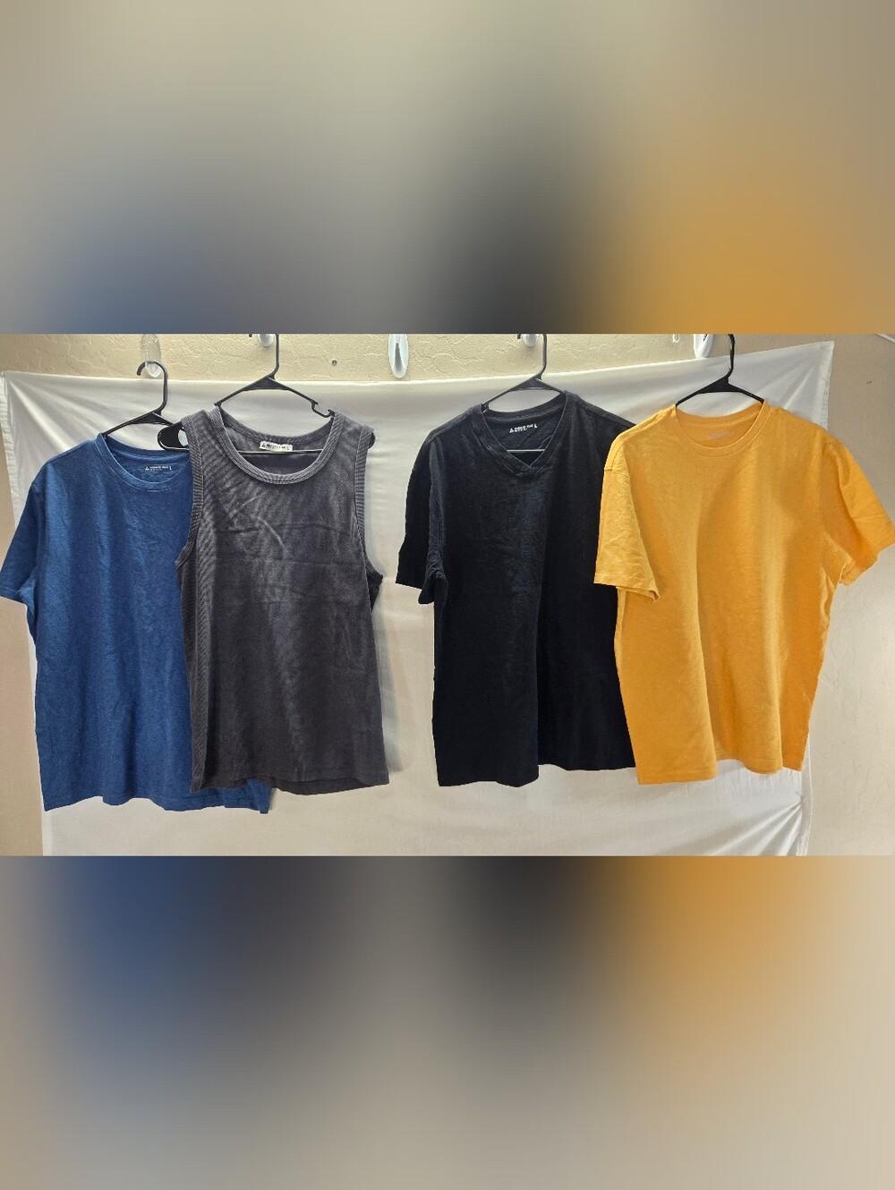 Lot of 4 American Giant Men's Large Short Sleeve Shirts NWOT
